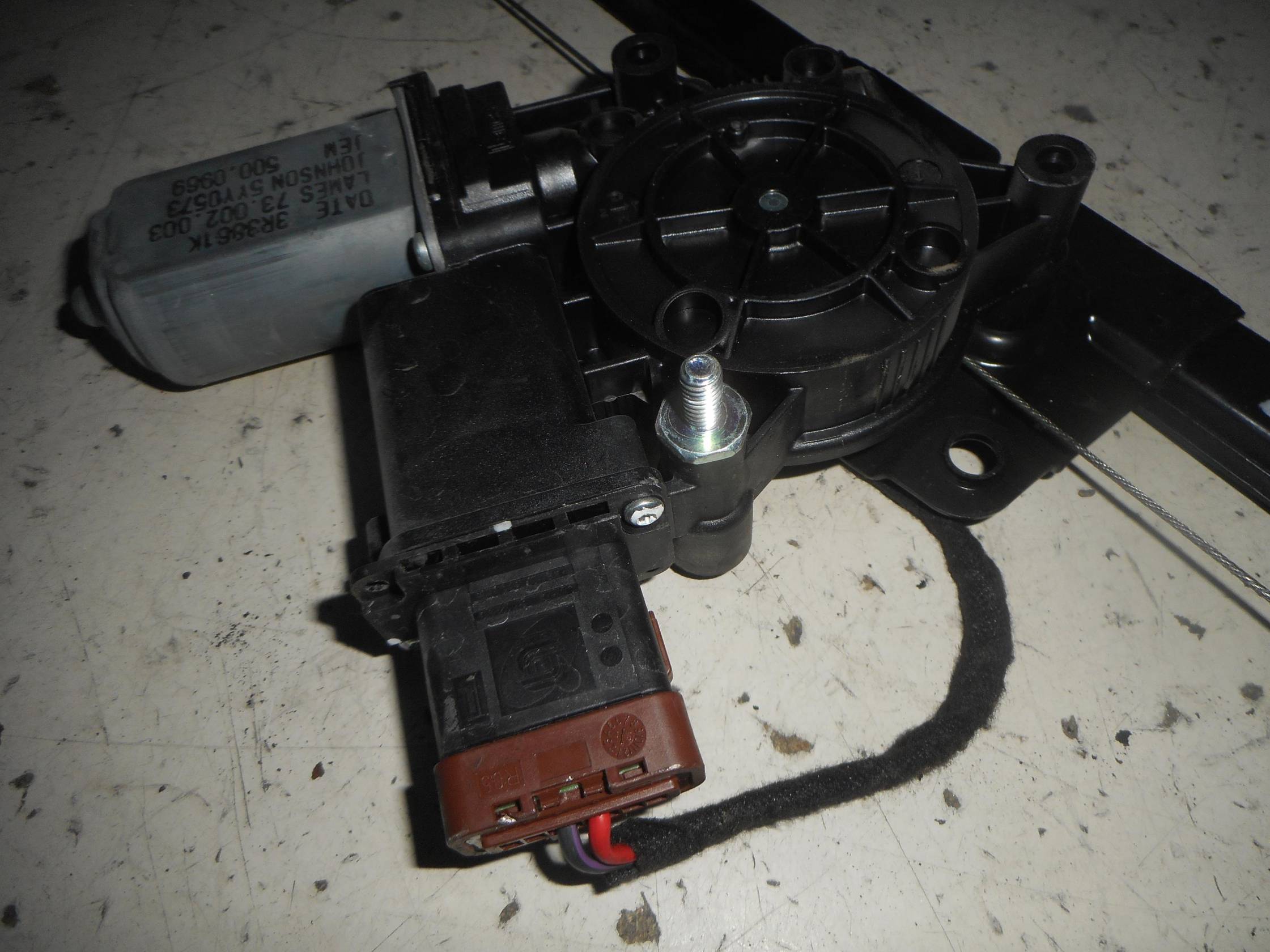 Alzacristallo elettr. porta ant. dx.